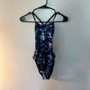 Nike Hydrastrong Suit size 26